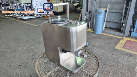 Semi-automatic vegetable oil extraction press